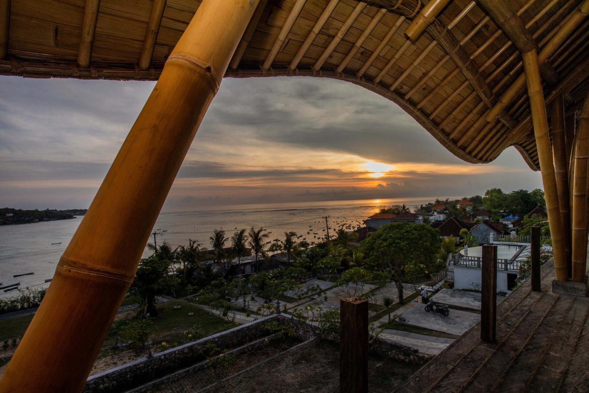 Nusa View - Oceanfront Rentals نوسا ليمبونغان المظهر الخارجي الصورة