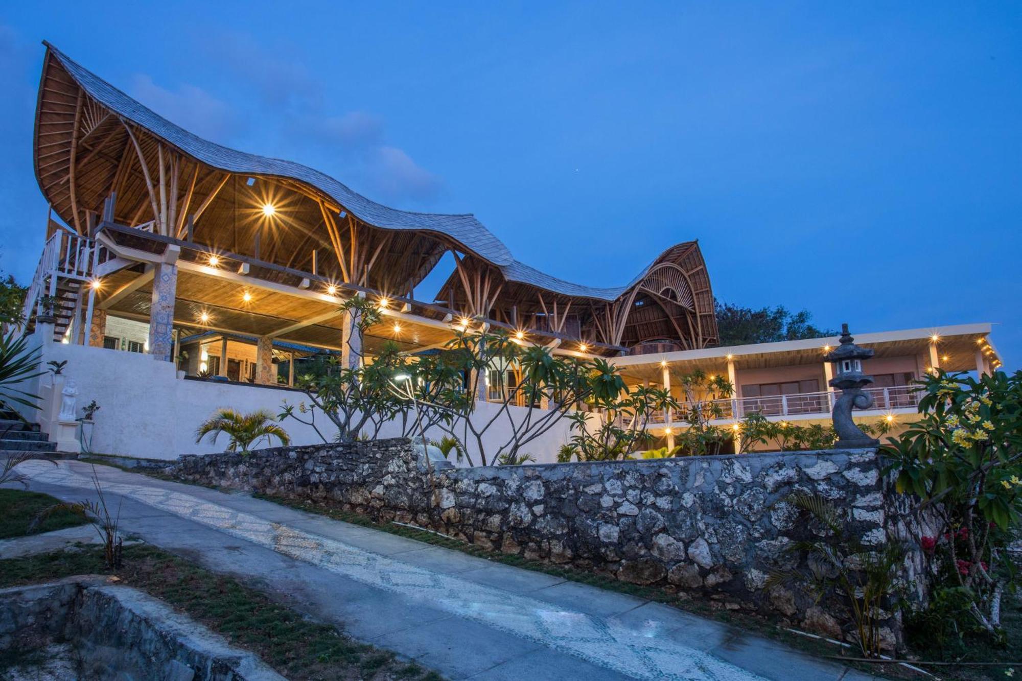 Nusa View - Oceanfront Rentals نوسا ليمبونغان المظهر الخارجي الصورة